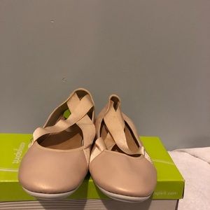 Easy Spirt 360 Ballerina Shoes